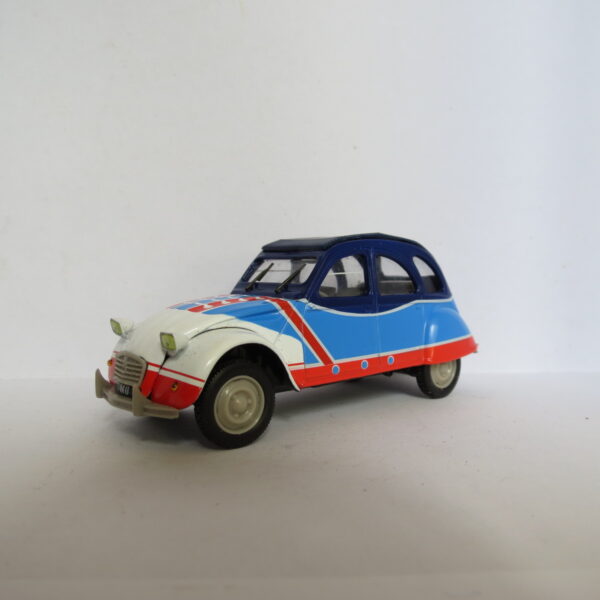 Lot de 30 2CV de collection. – Image 23