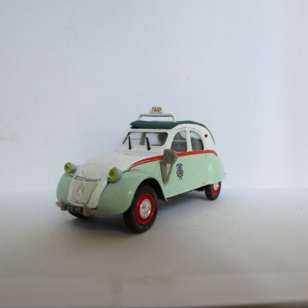 Lot de 30 2CV de collection. – Image 30