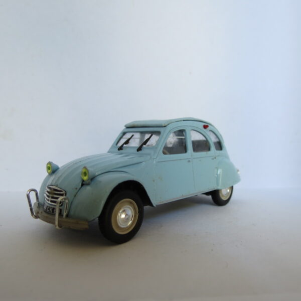 Lot de 30 2CV de collection. – Image 3